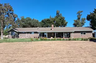 1500 E Forest Lake Rd, Acampo, CA 95220 - Photo 32