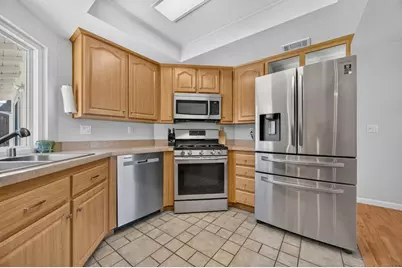 8224 Blue Oak Way, Citrus Heights, CA 95610 - Photo 10