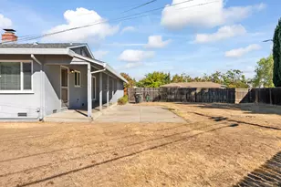 2436 Salix Wy, Sacramento, CA 95825 - Photo 48