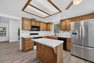 1608 Royo Ranchero Dr, Yuba City, CA 95993 - Photo 12