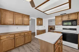 1608 Royo Ranchero Dr, Yuba City, CA 95993 - Photo 14