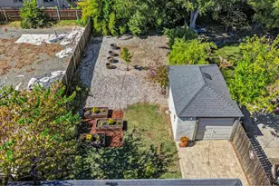 2240 33rd St, Sacramento, CA 95817 - Photo 24