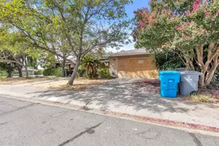 1591 Sharon Dr, Yuba City, CA 95993 - Photo 2