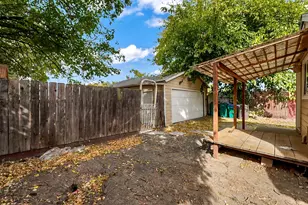 111 N Hinkley Ave, Stockton, CA 95215 - Photo 10