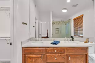1564 E Waterford Ave, Fresno, CA 93720 - Photo 24
