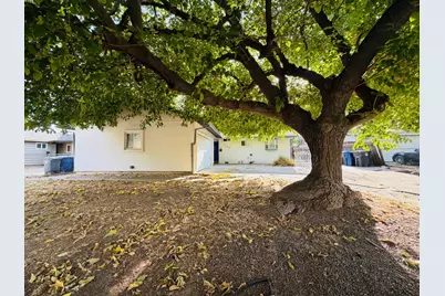 2709 Los Amigos Drive, Rancho Cordova, CA 95670 - Photo 4