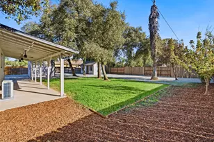 3914 E Emerson, Acampo, CA 95220 - Photo 18