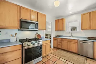 1812 Larkin Wy, Sacramento, CA 95818 - Photo 12