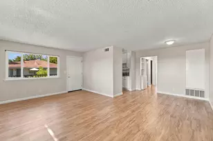 4716 Greenholme Dr, Sacramento, CA 95842 - Photo 12