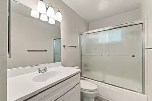 4716 Greenholme Dr, Sacramento, CA 95842 - Photo 6
