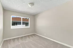 4716 Greenholme Dr, Sacramento, CA 95842 - Photo 16