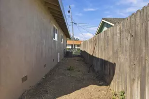 2041 Romero St, Yuba City, CA 95993 - Photo 28