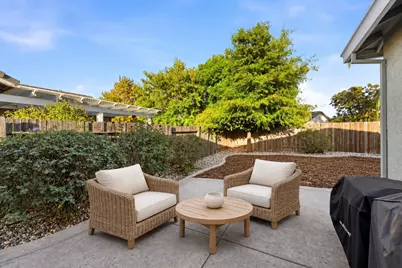 10101 Waterfield Drive, Elk Grove, CA 95757 - Photo 30