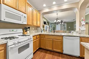 10101 Waterfield Dr, Elk Grove, CA 95757 - Photo 10