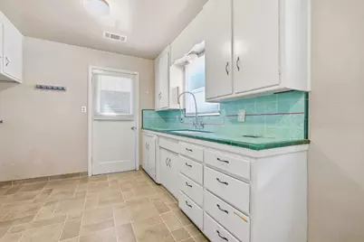 1322 Del Rey Avenue, Modesto, CA 95350 - Photo 18
