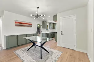6431 Romack Cir, Sacramento, CA 95822 - Photo 18
