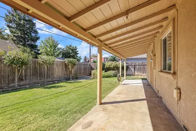 328 W Turner Road, Lodi, CA 95240 - Photo 24