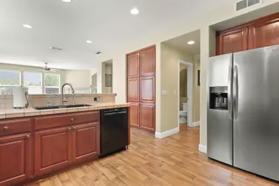 2624 Grazing Point Way, Elk Grove, CA 95757 - Photo 28