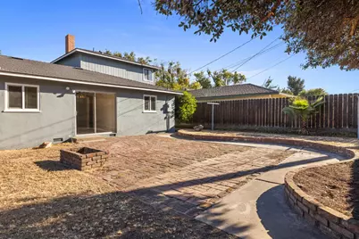 1410 Maplewood Drive, Modesto, CA 95350 - Photo 42