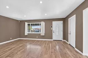 7704 Laurie Way, Sacramento, CA 95832 - Photo 6