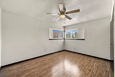 648 Las Palmas Avenue, Sacramento, CA 95815 - Photo 48