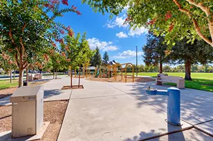 4403 Cherry Blossom Ln, Turlock, CA 95382 - Photo 52