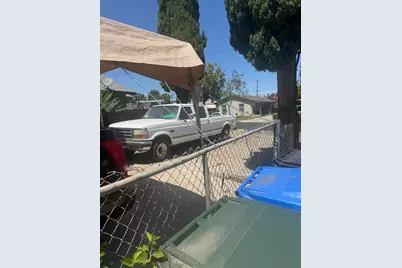 303 Locust Avenue, Manteca, CA 95337 - Photo 10