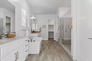 8132 Seahorse Wy, Elk Grove, CA 95757 - Photo 18