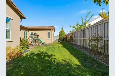 8132 Seahorse Way, Elk Grove, CA 95757 - Photo 28