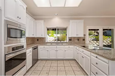 106 Woodview Court, Folsom, CA 95630 - Photo 12