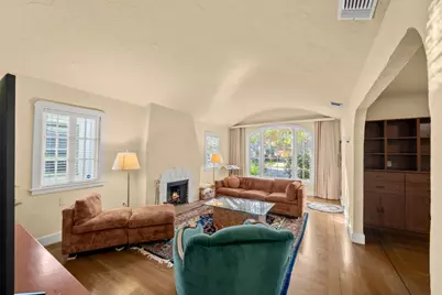 2627 Land Park Drive, Sacramento, CA 95818 - Photo 4