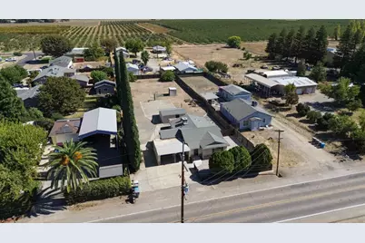 809 N Township Road, Yuba City, CA 95993 - Photo 2