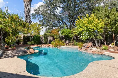 8117 English Oak Way, Citrus Heights, CA 95610 - Photo 12
