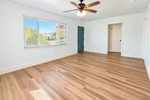 3856 N Hacienda Dr, Fresno, CA 93705 - Photo 6