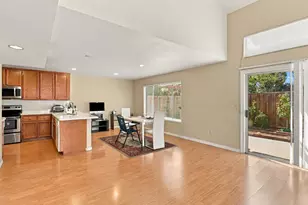 2824 Garden Creek Cir, Pleasanton, CA 94588 - Photo 12