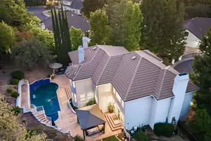 104 Table Rock Ct, Folsom, CA 95630 - Photo 4
