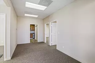 102 Grove Ave, Oakdale, CA 95361 - Photo 8