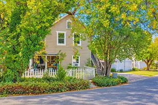 115 Alta St, Grass Valley, CA 95945 - Photo 2