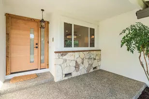 7341 S Land Park Dr, Sacramento, CA 95831 - Photo 4