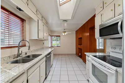 324 Wilson Avenue, Modesto, CA 95354 - Photo 18