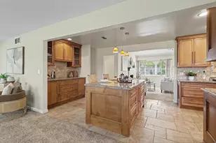 4725 Moore Way, Carmichael, CA 95608 - Photo 20