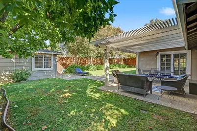 4725 Moore Way, Carmichael, CA 95608 - Photo 42