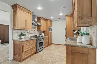 4725 Moore Way, Carmichael, CA 95608 - Photo 24
