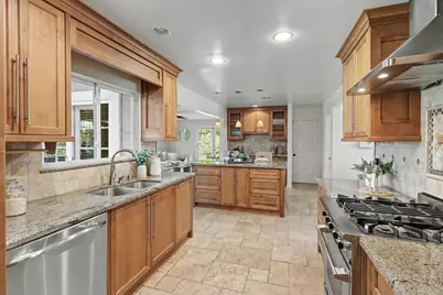 4725 Moore Way, Carmichael, CA 95608 - Photo 28