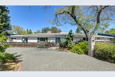 375 W 8th Street, Davis, CA 95616 - Photo 2