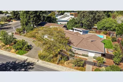 375 W 8th Street, Davis, CA 95616 - Photo 1