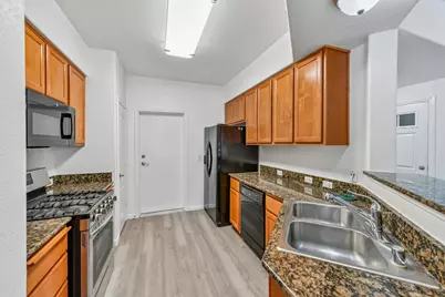 900 Moon Circle #911, Folsom, CA 95630 - Photo 8