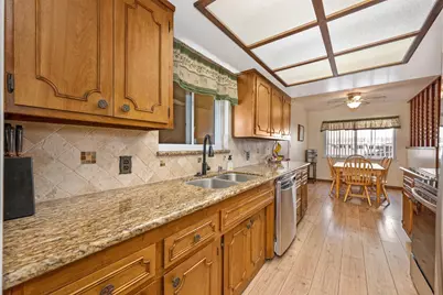 2640 Los Feliz Way, Carmichael, CA 95608 - Photo 6
