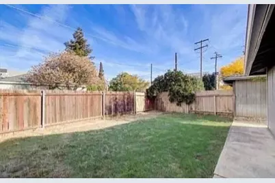 6585 Rancho Pico Way, Sacramento, CA 95828 - Photo 2