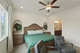 936 Hogan Rd, Galt, CA 95632 - Photo 18